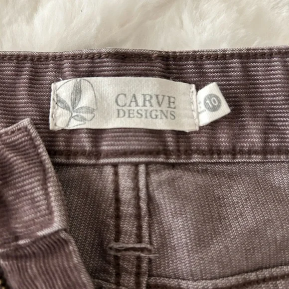 NWOT Carve Designs Oahu Corduroy Shorts Raisin Size 10 - Picture 2 of 8